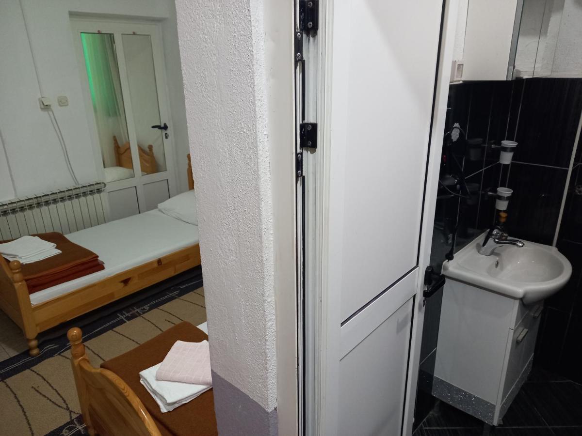 Apartmani Herceg Gacko Экстерьер фото